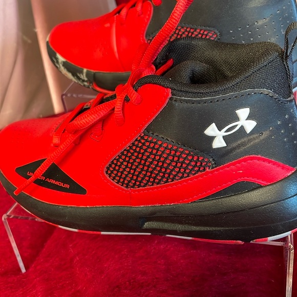 UNDER ARMOUR PS “LOCKDOWN 5” 1pair SNEAKERS COLOR IS RED ROUGE AND BLACK SIZE 3Y - Picture 3 of 8